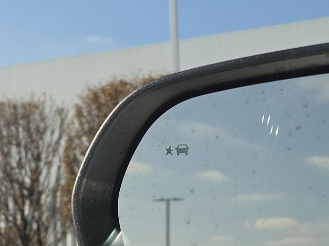 New 2026 Chevrolet Equinox LT w/ Convenience Package II image 23