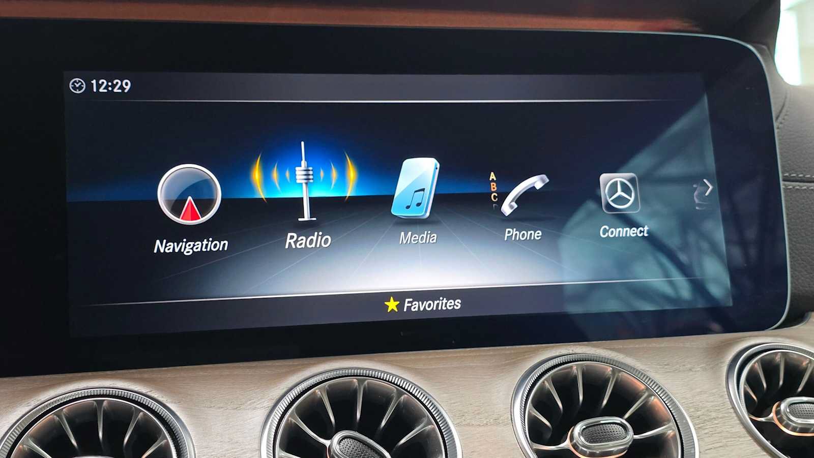 Used 2020 Mercedes-Benz E 450 4MATIC Cabriolet image 29