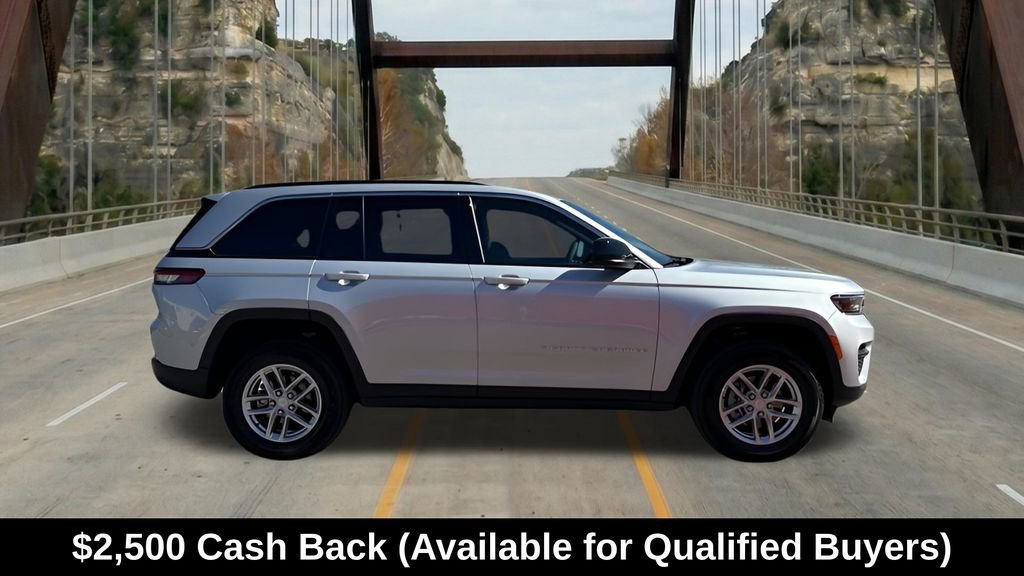 New 2026 Jeep Grand Cherokee Laredo RWD image 13