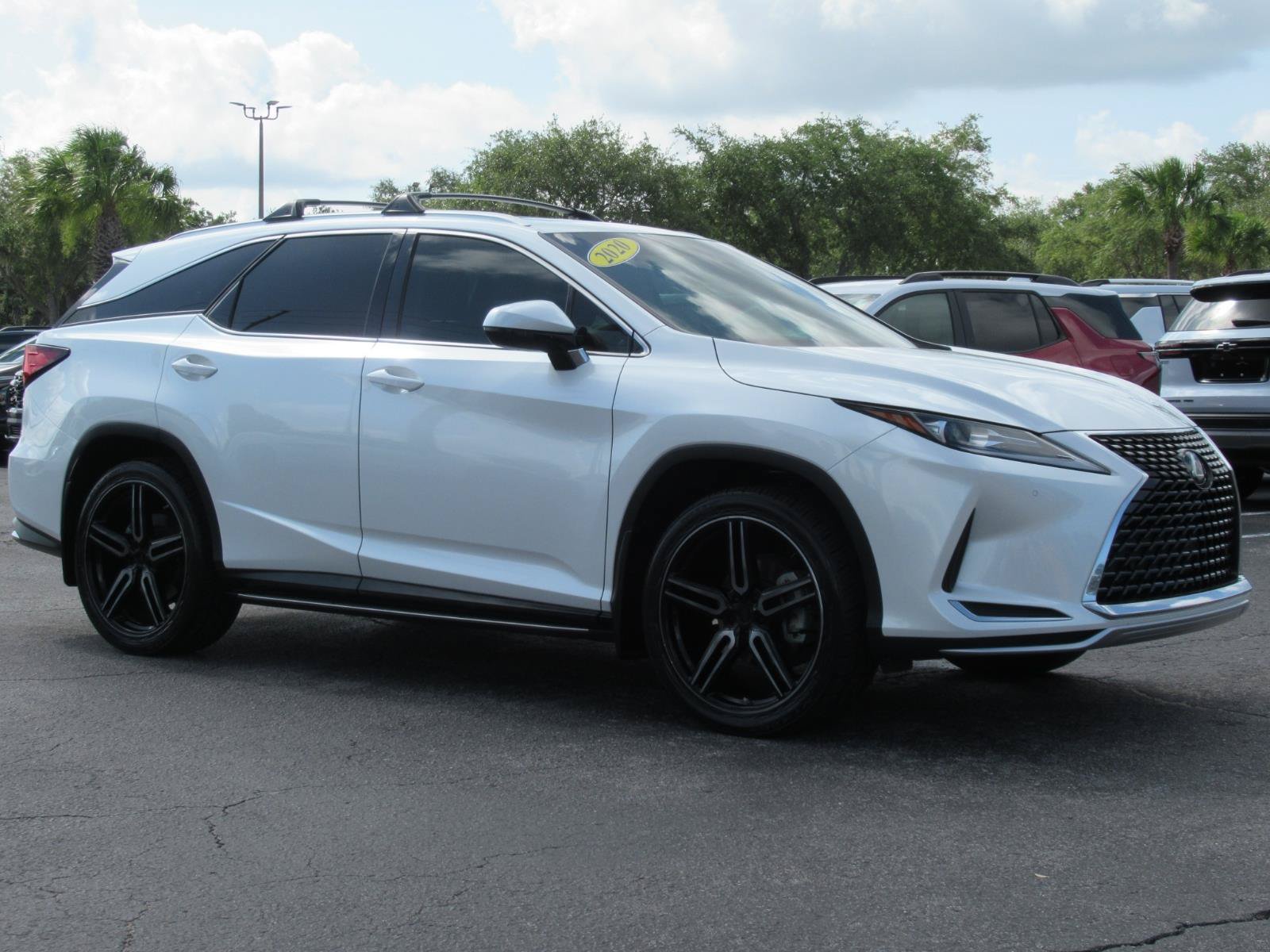 Used 2020 Lexus RX 350L FWD w/ Premium Package image 4