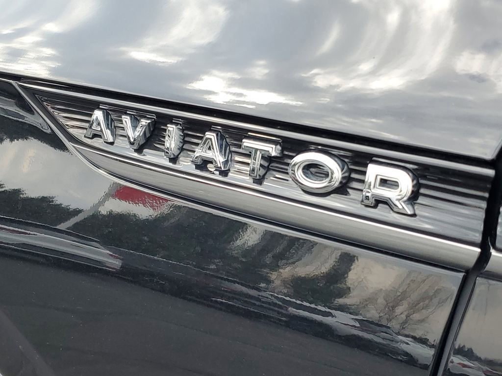 Used 2022 Lincoln Aviator Reserve w/ Equipment Group 201A image 39