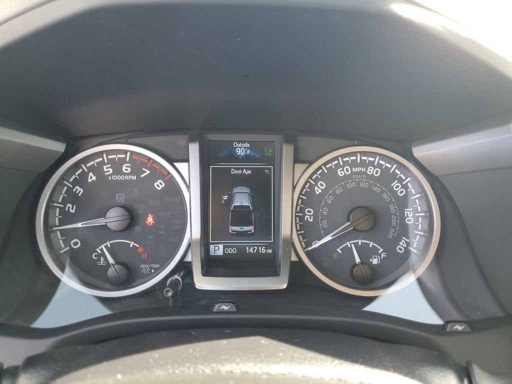 Certified 2022 Toyota Tacoma SR5 image 22