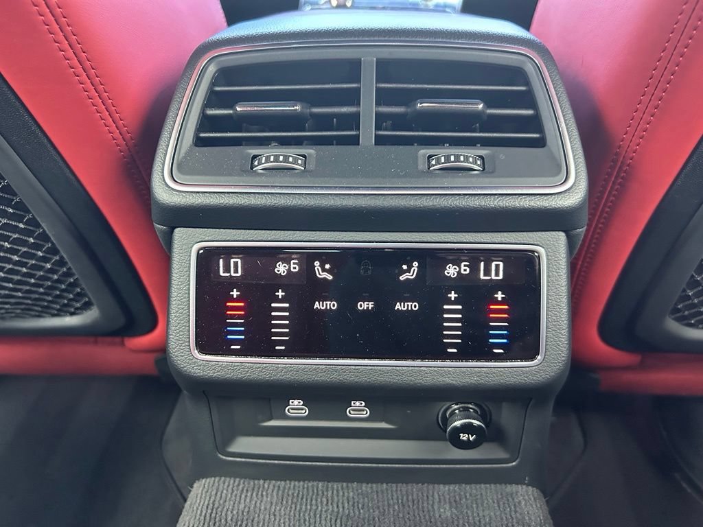 Used 2023 Audi RS 7 Sportback AWD/4WD image 42