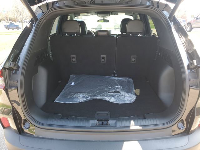 Used 2025 Ford Escape ST-Line w/ Equipment Group 301A FWD image 30