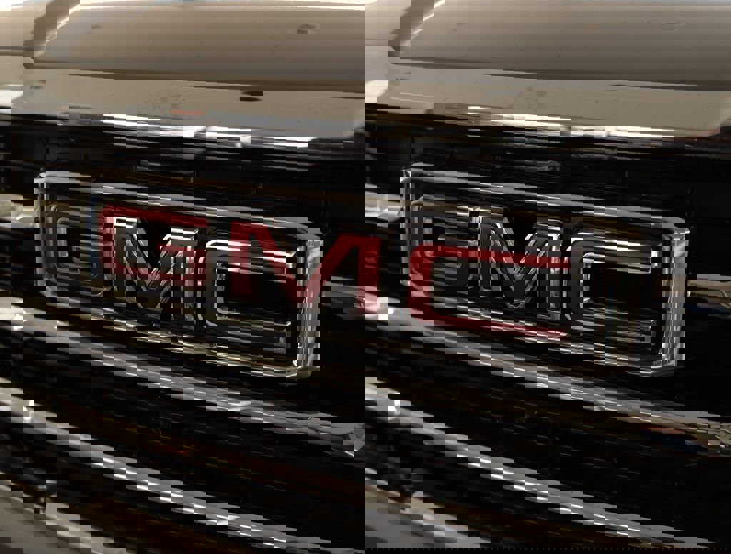 New 2026 GMC Yukon XL Elevation image 40