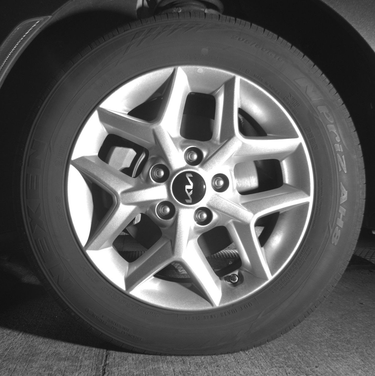 Used 2025 Kia Soul LX w/ LX Technology Package image 12