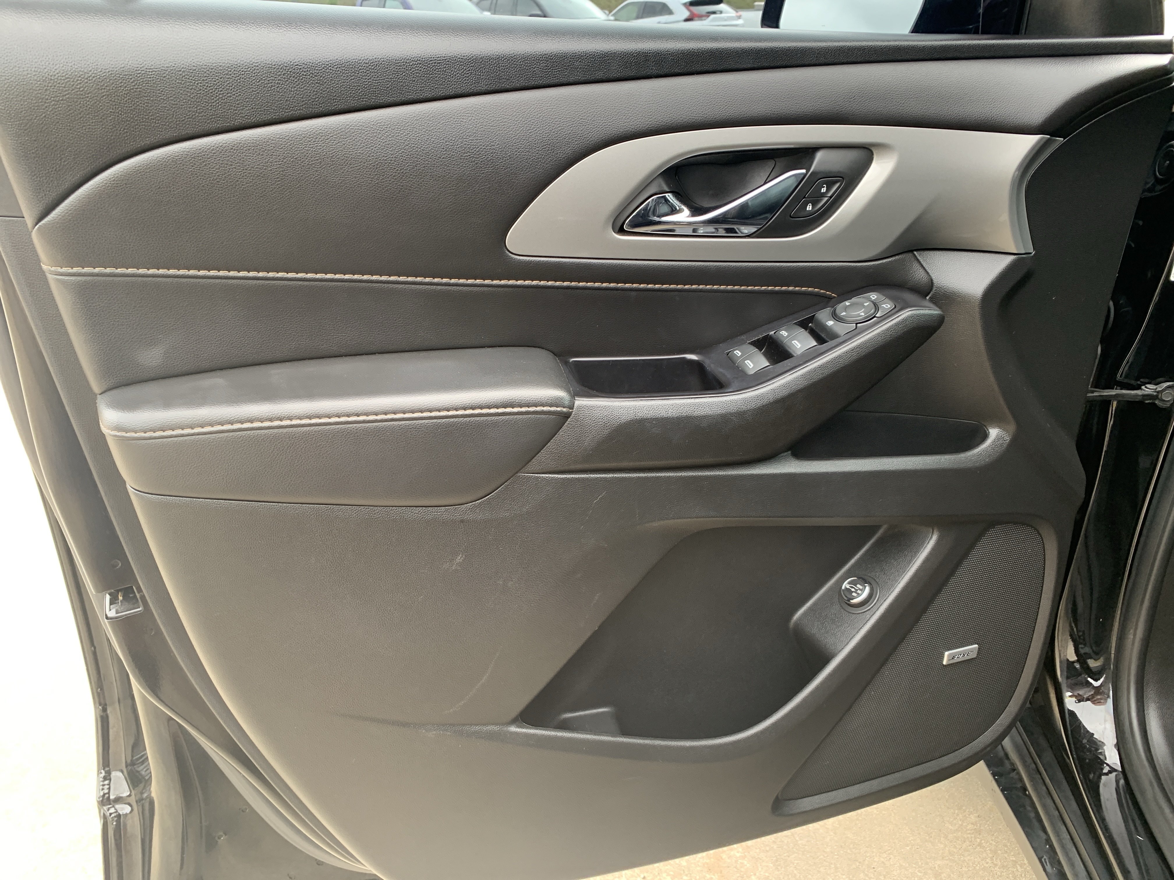Used 2020 Chevrolet Traverse RS FWD image 18