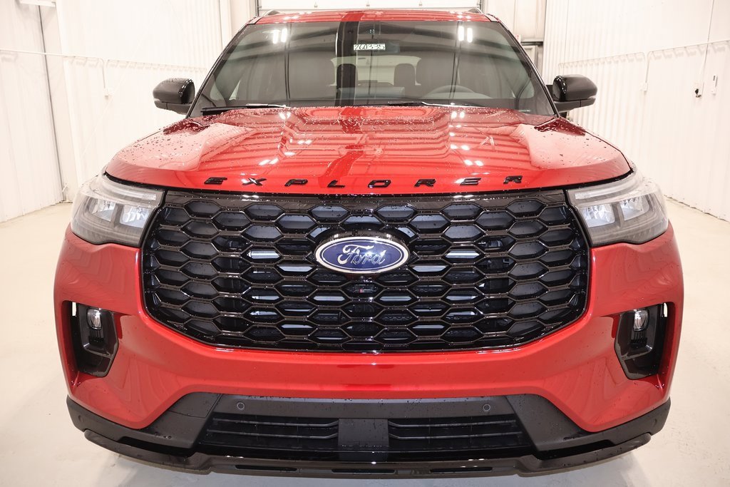 New 2026 Ford Explorer ST-Line w/ ST-Line Street Pack image 4