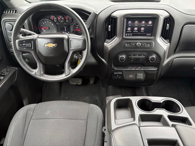 Used 2020 Chevrolet Silverado 1500 Custom w/ Custom Convenience Package AWD/4WD image 3