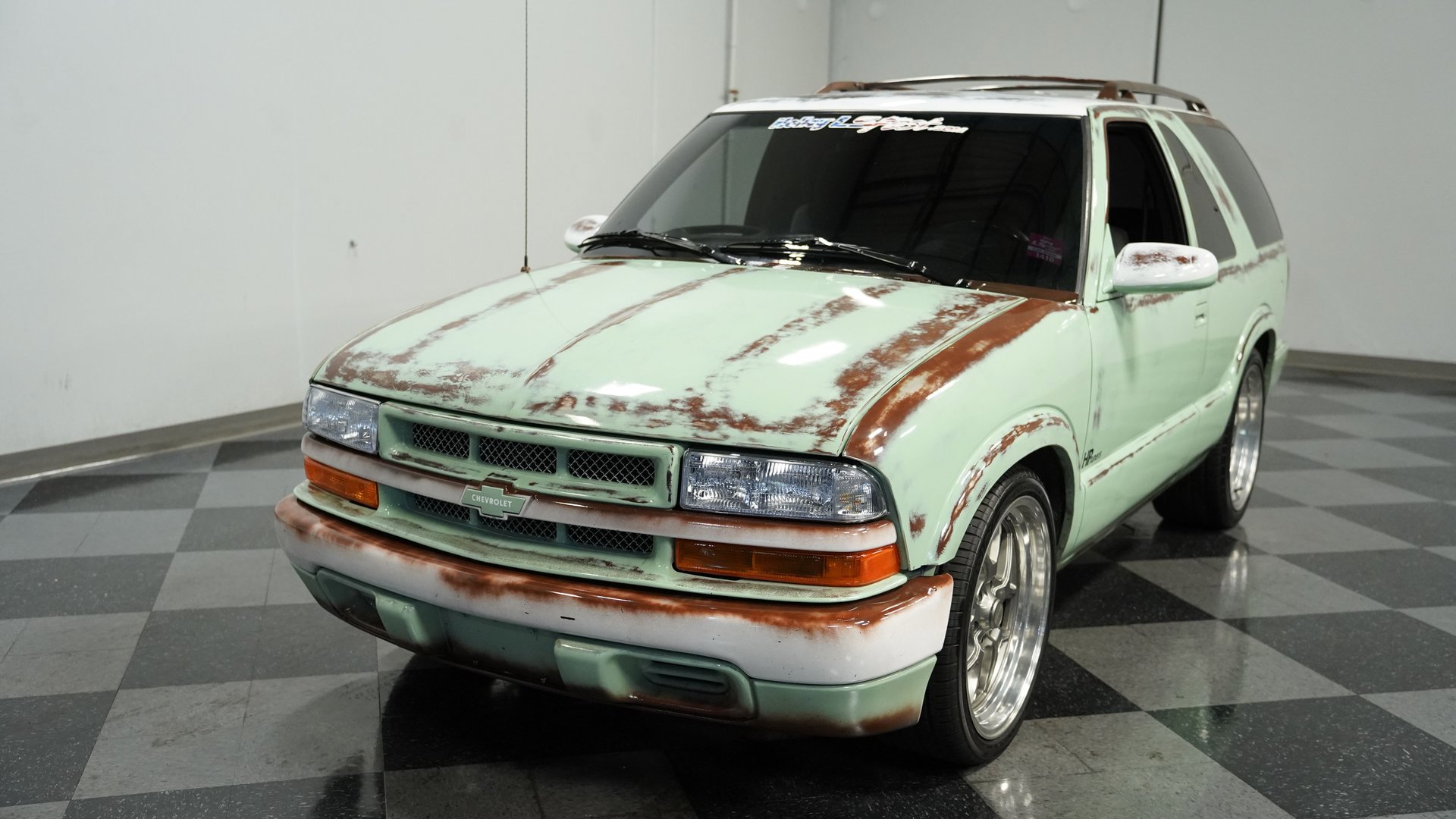 Used 2001 Chevrolet Blazer LS image 17