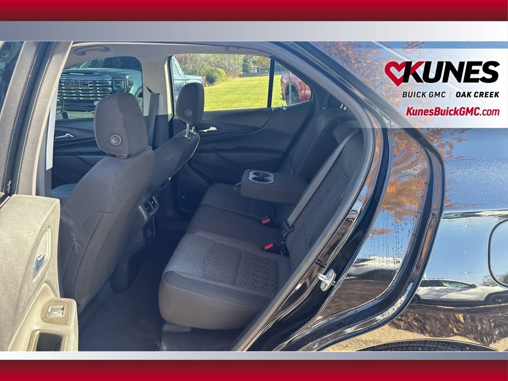 Used 2023 Chevrolet Equinox LT image 22
