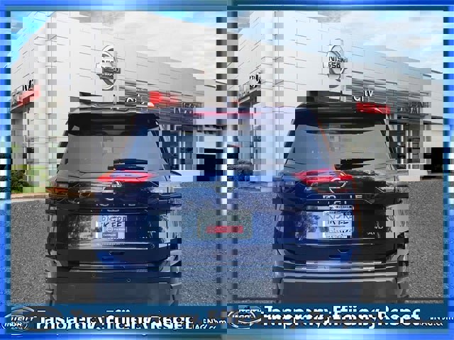 Certified 2025 Nissan Rogue SV w/ SV Premium Package image 6