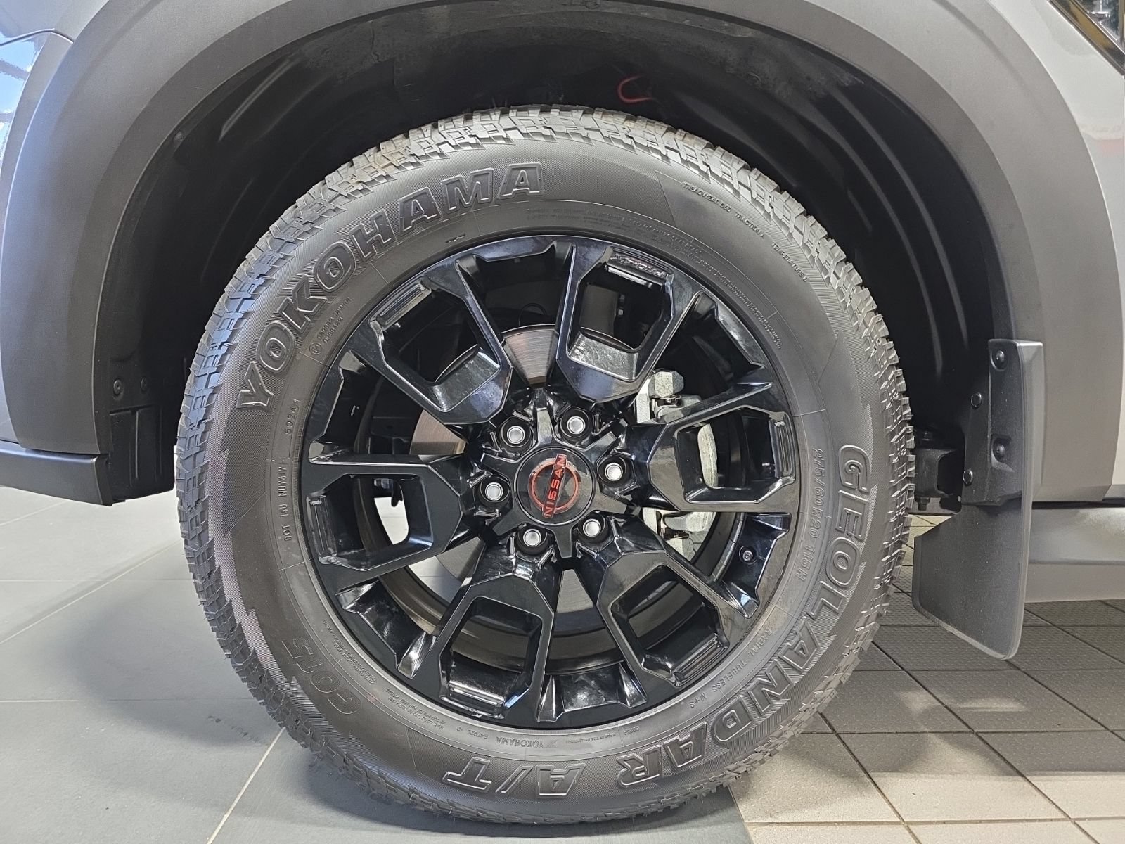 Certified 2025 Nissan Armada PRO-4X w/ Pro-4X Premium Package AWD/4WD image 12