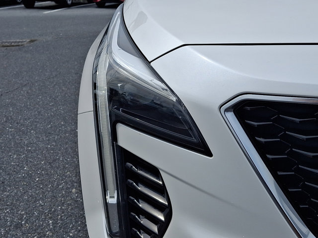 Used 2020 Cadillac XT4 Sport AWD/4WD image 9