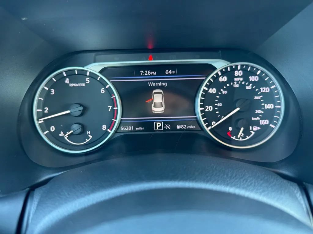 Used 2025 Nissan Sentra SR FWD image 24