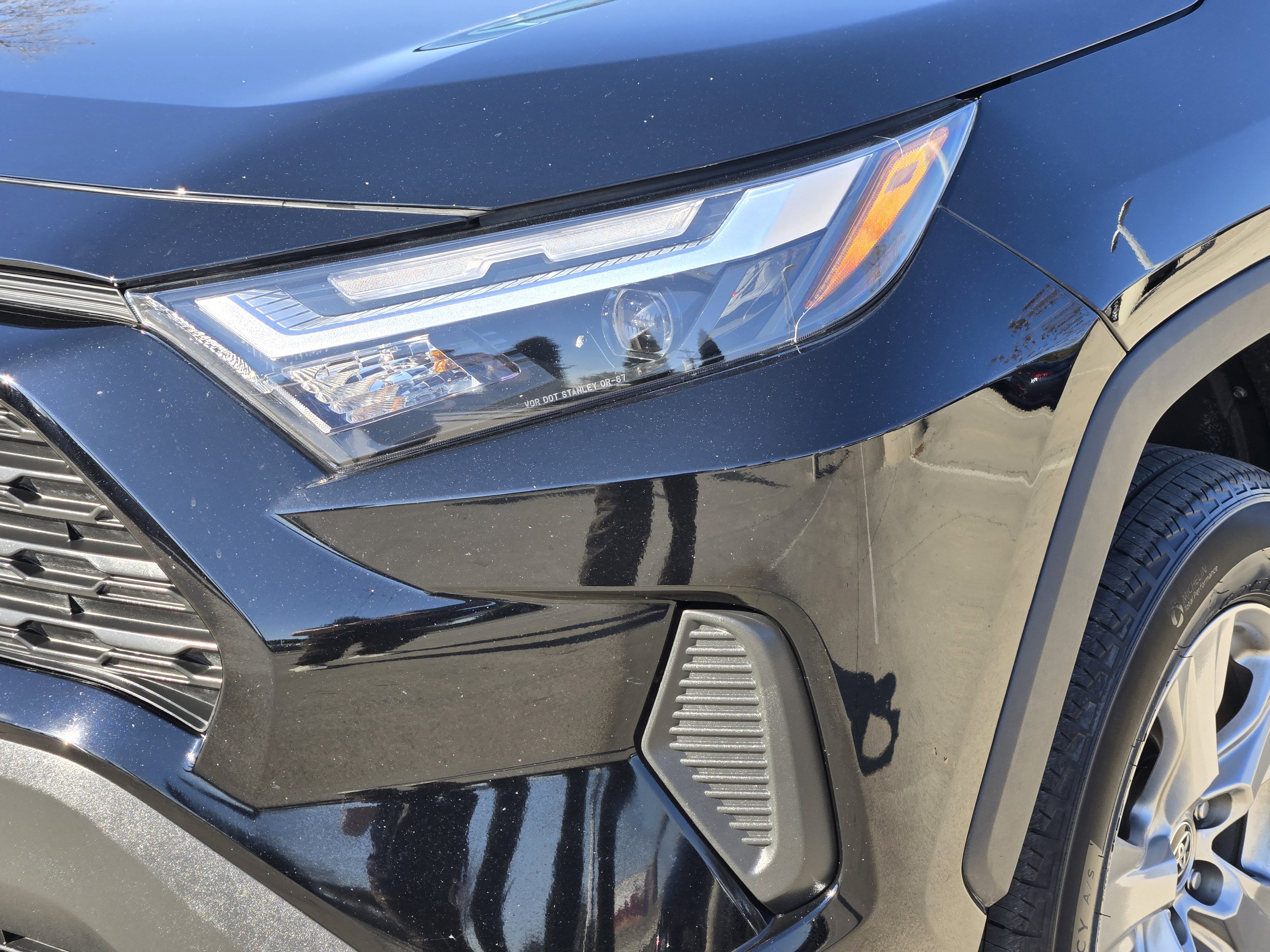 Used 2024 Toyota RAV4 XLE w/ Convenience Package image 9