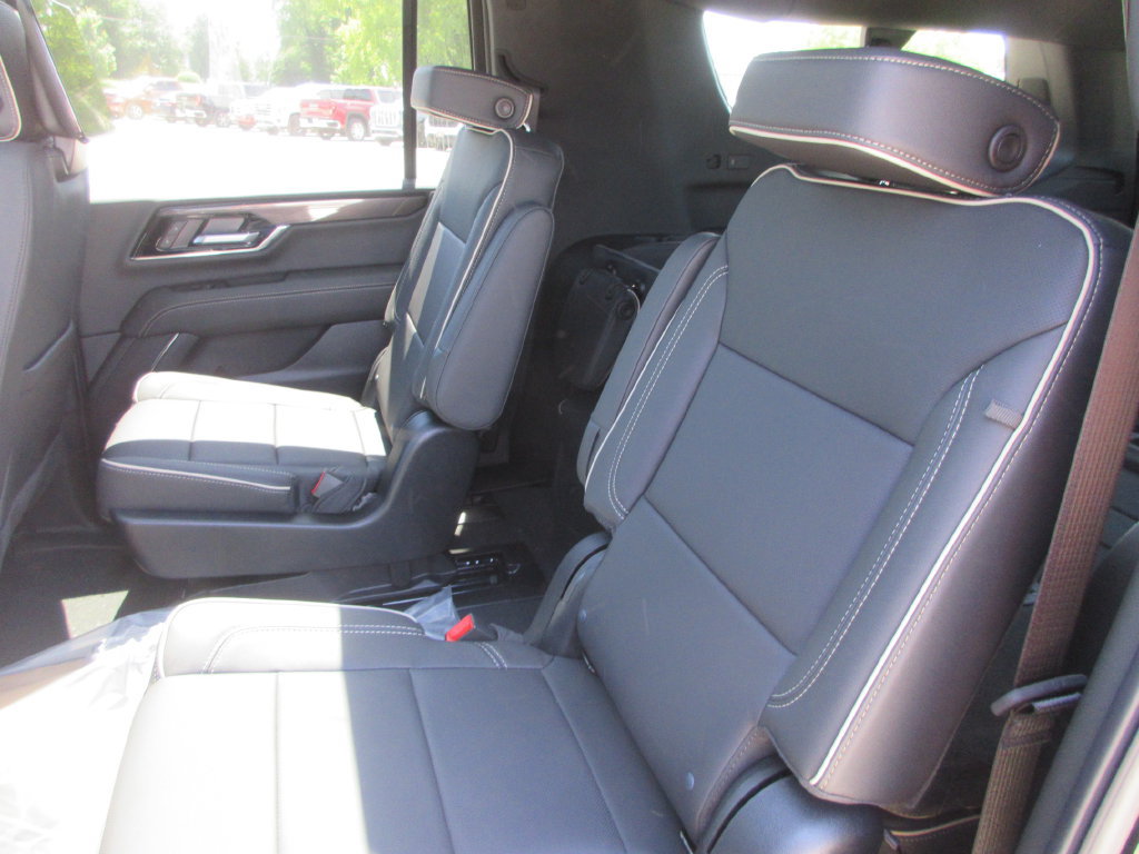 New 2026 GMC Yukon XL Elevation AWD/4WD image 13