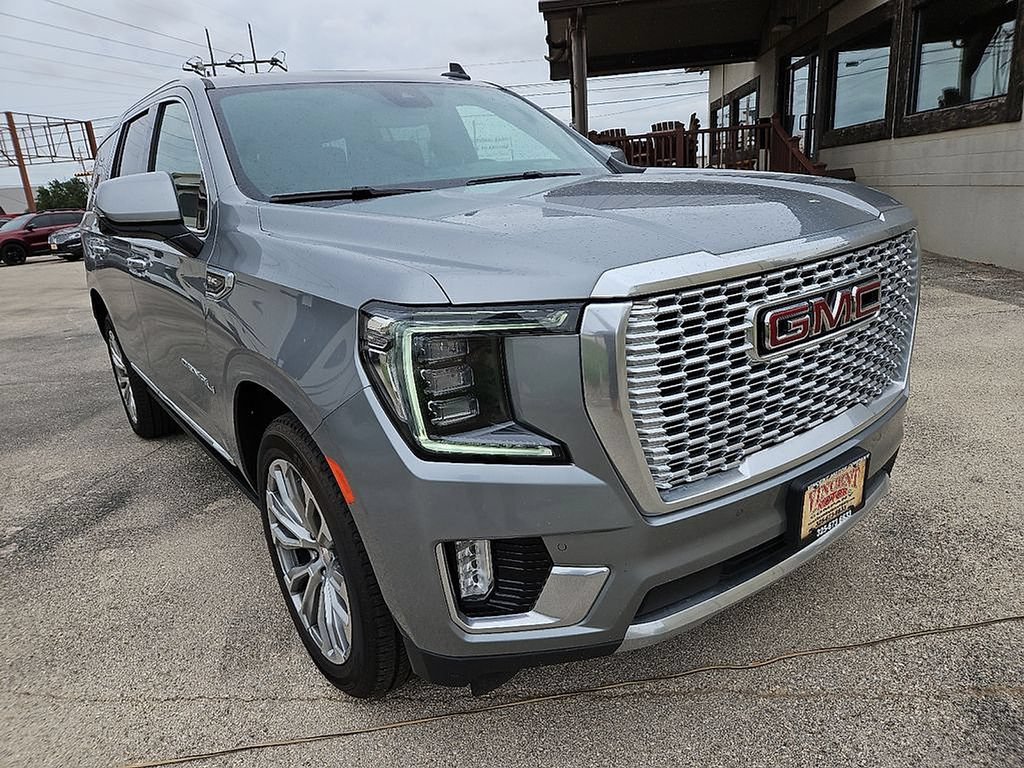 Used 2023 GMC Yukon Denali AWD/4WD image 11