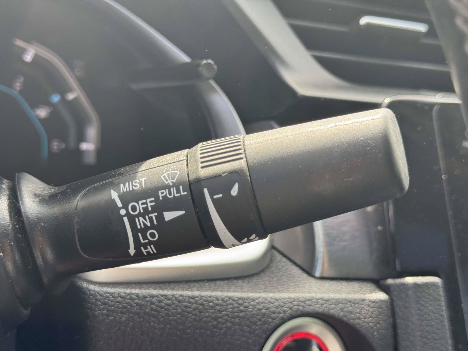 Used 2018 Honda Civic EX-L image 21