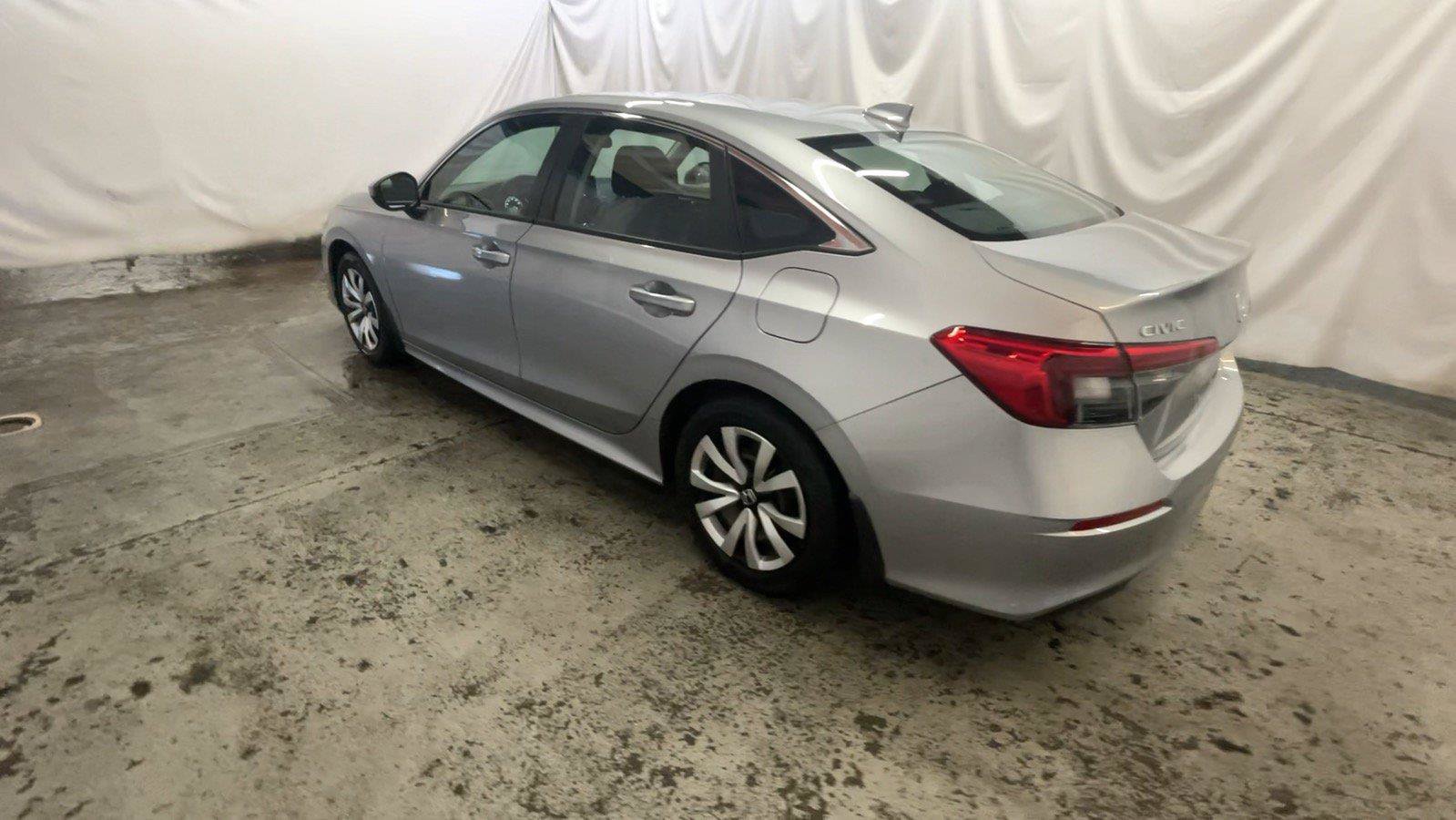 Certified 2023 Honda Civic LX image 9