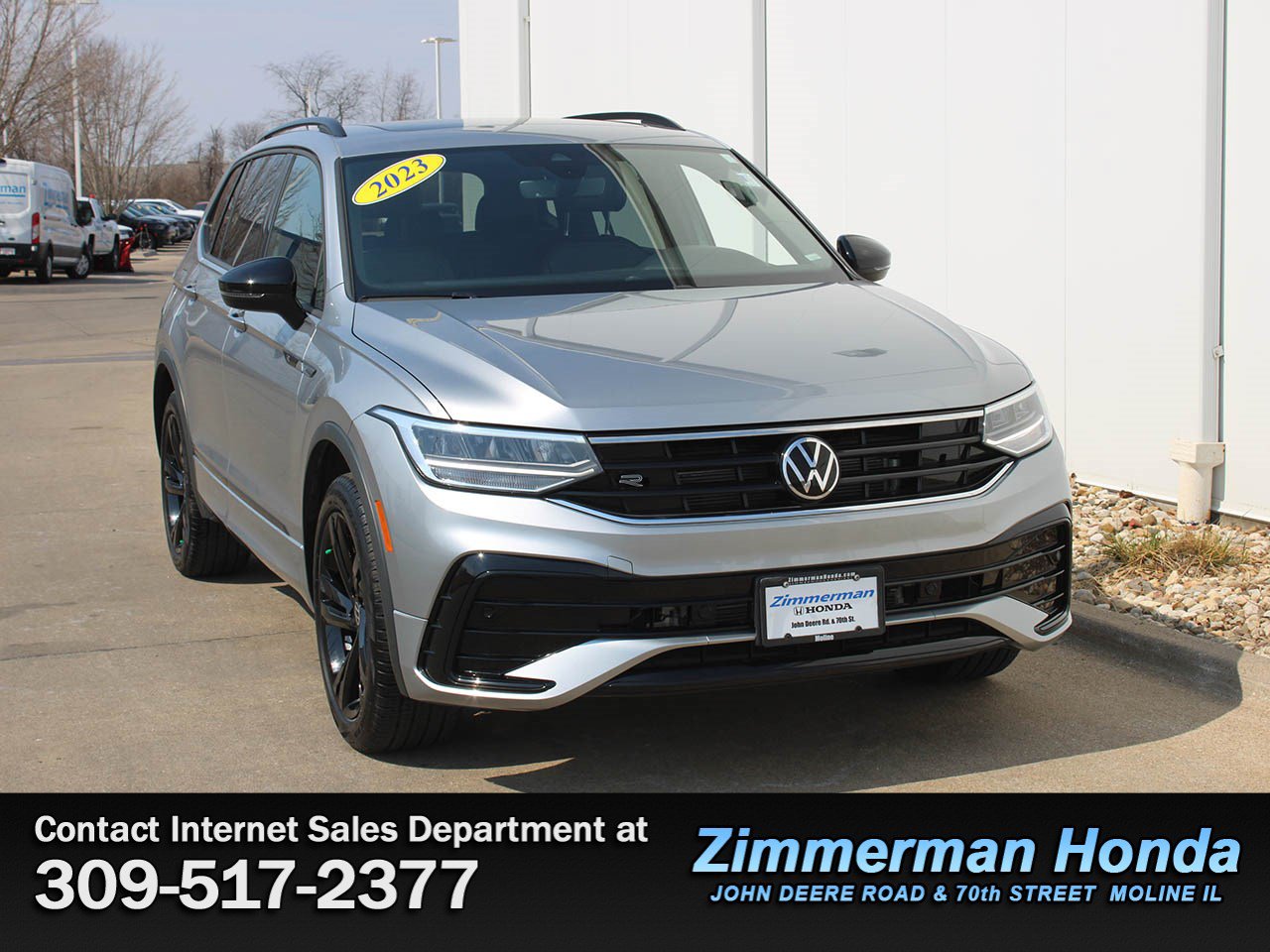 Used 2023 Volkswagen Tiguan SE R-Line FWD image 3