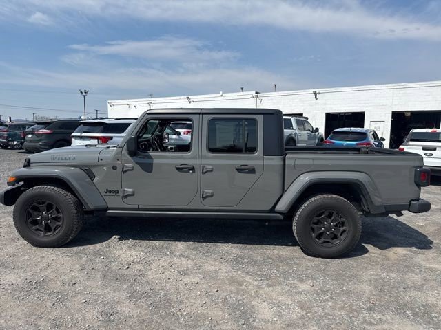 Used 2021 Jeep Gladiator Willys image 9