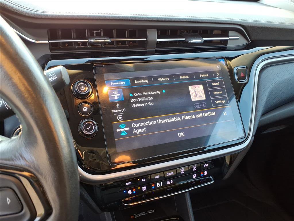 Used 2022 Chevrolet Bolt EUV Premier w/ Sun & Sound Package FWD image 21