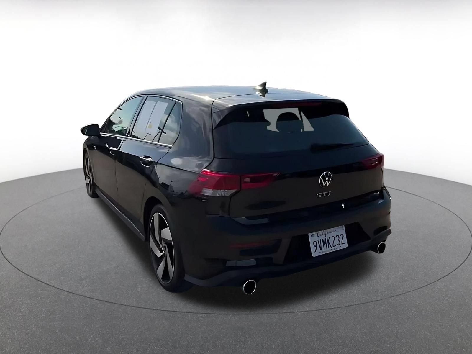 Used 2026 Volkswagen Golf S FWD image 10