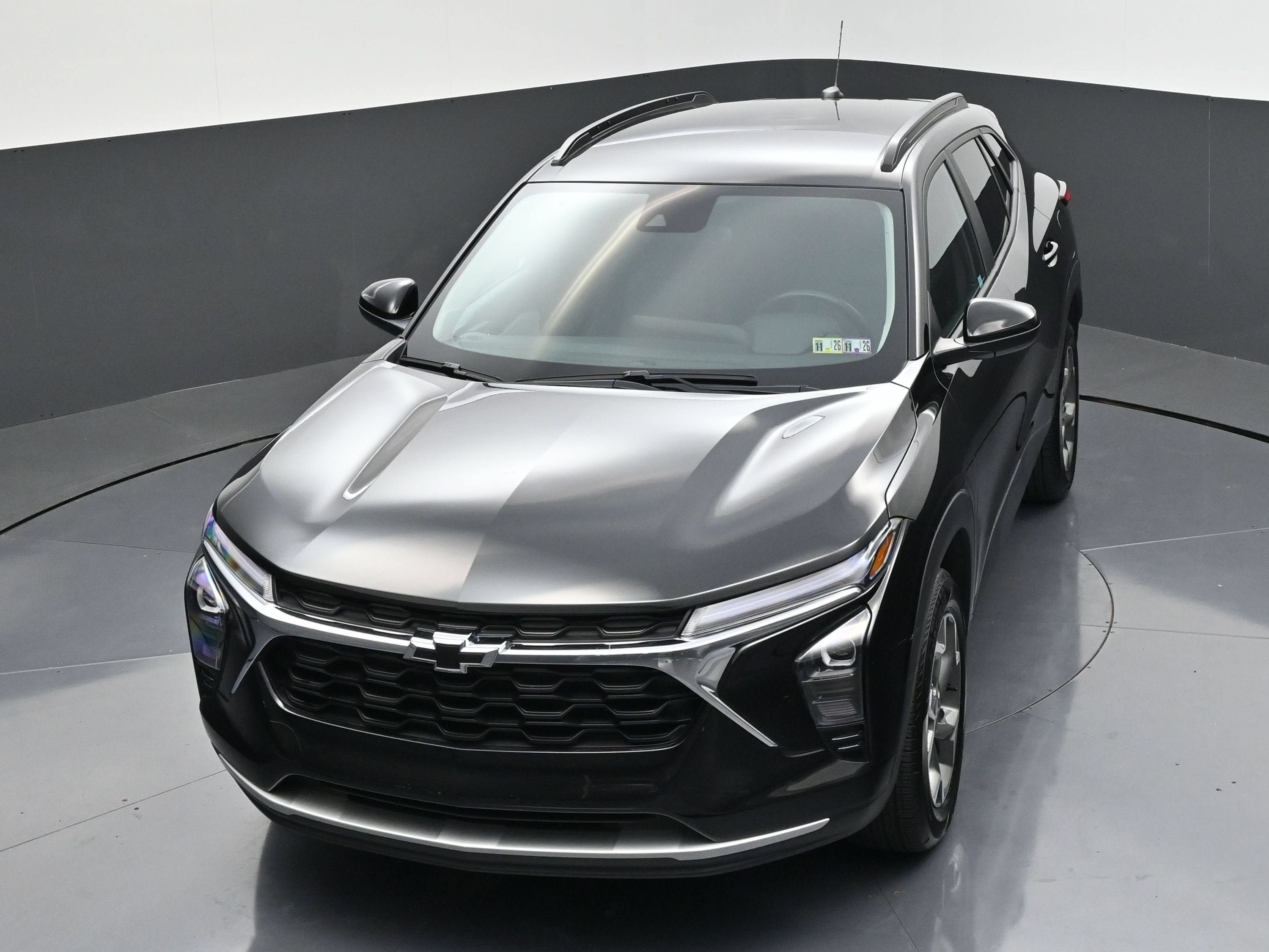 Used 2025 Chevrolet Trax LT w/ LT Convenience Package FWD image 43