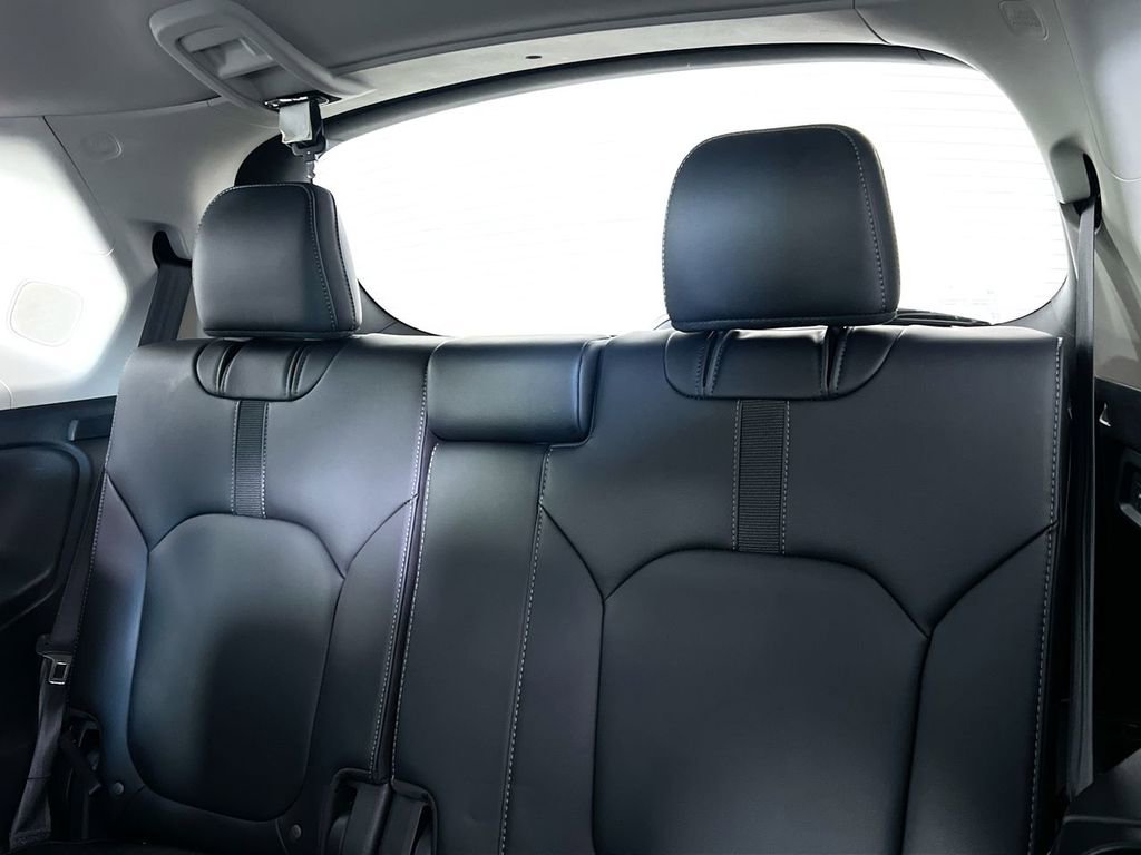 Used 2024 Honda Pilot Touring image 26