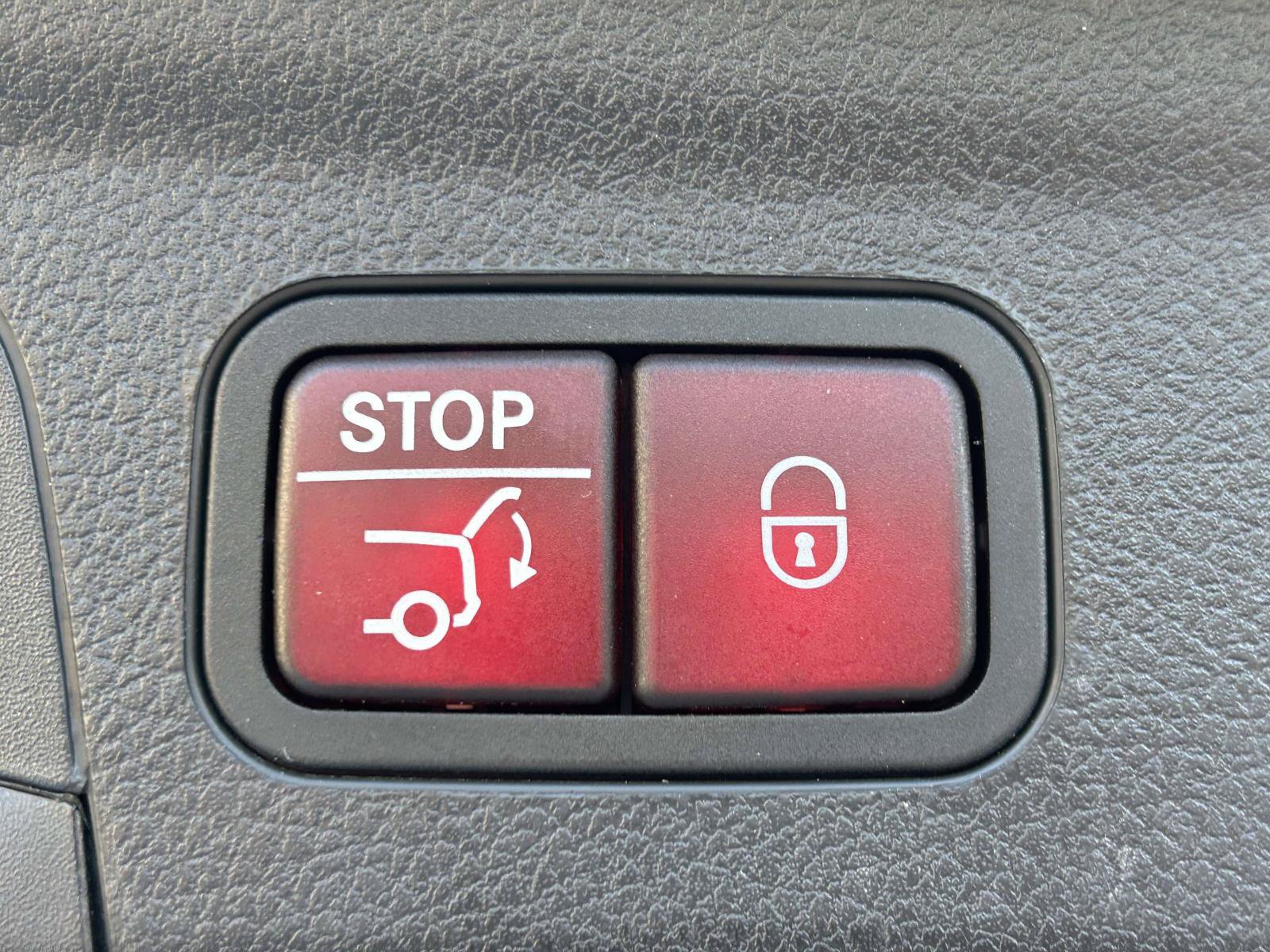 Certified 2024 Mercedes-Benz GLE 350 4MATIC image 11