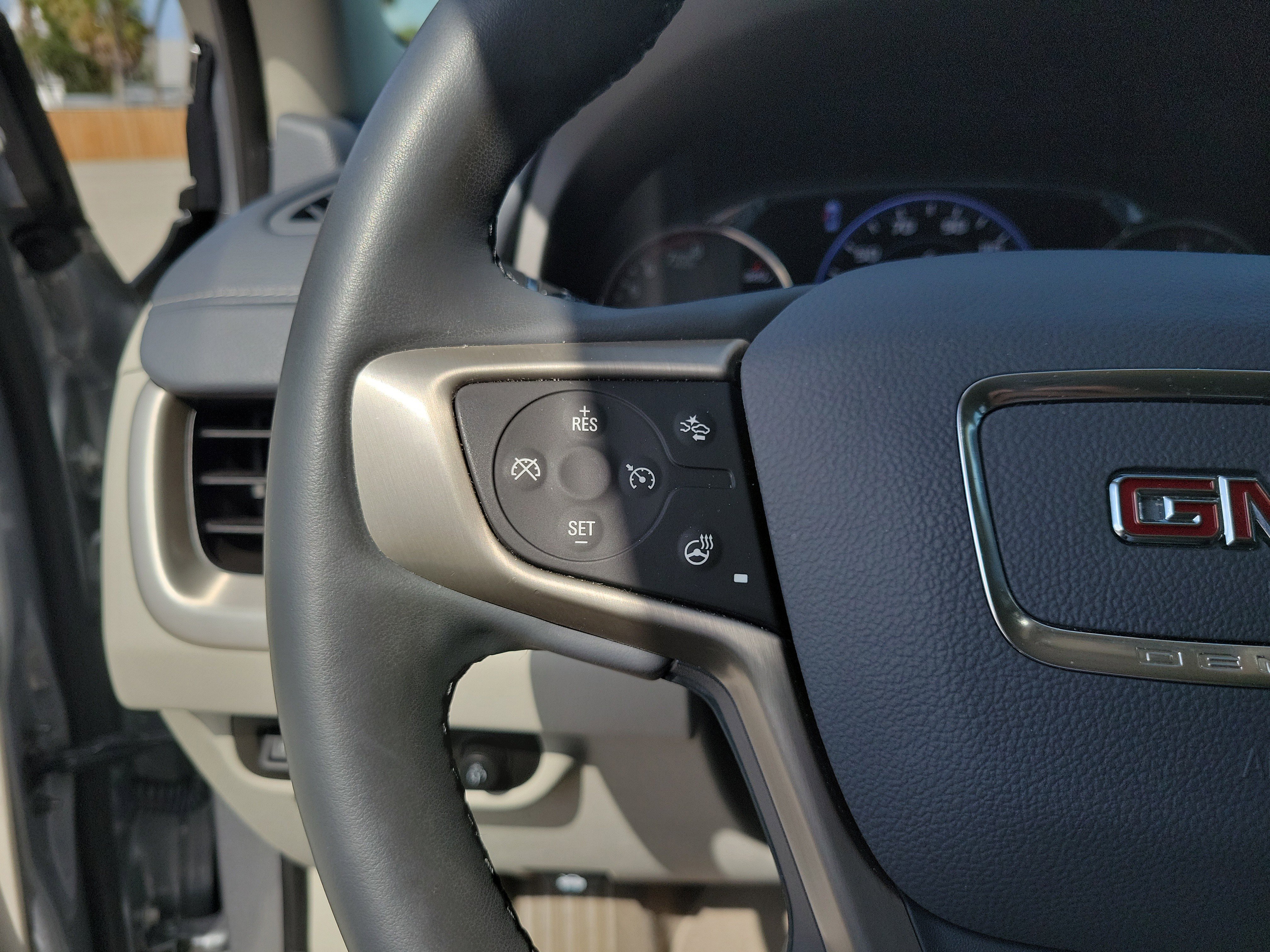 Used 2023 GMC Terrain Denali image 27
