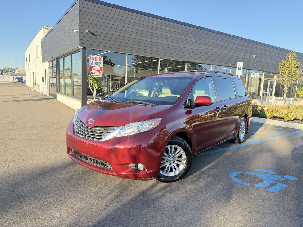 Used 2012 Toyota Sienna XLE