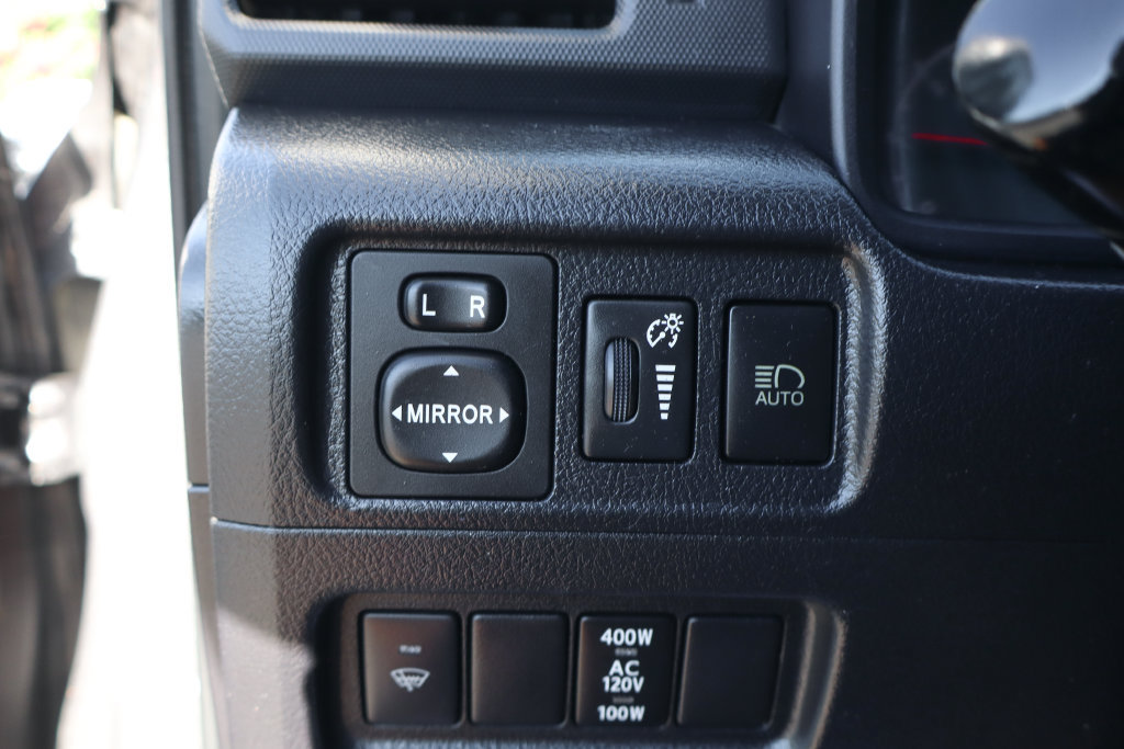 Used 2021 Toyota 4Runner SR5 AWD/4WD image 24