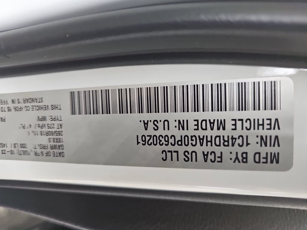 Used 2023 Dodge Durango SXT RWD image 32