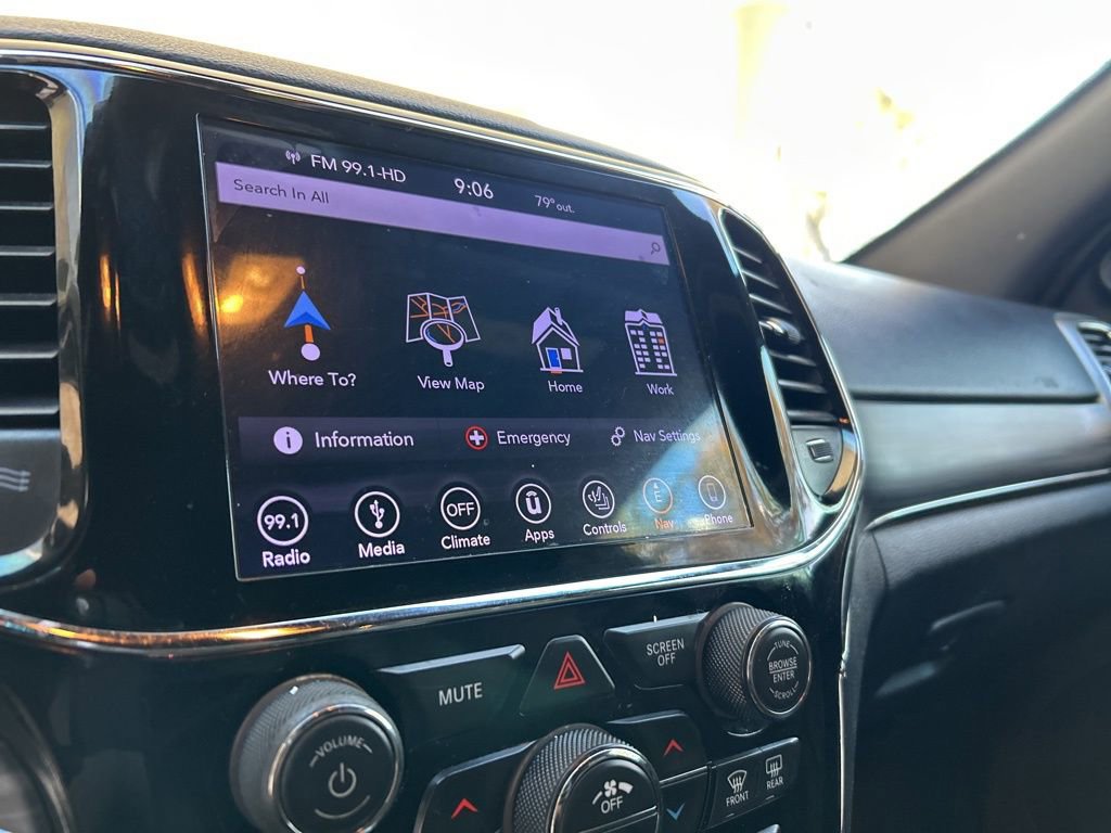 Used 2019 Jeep Grand Cherokee Limited w/ Luxury Group II image 10