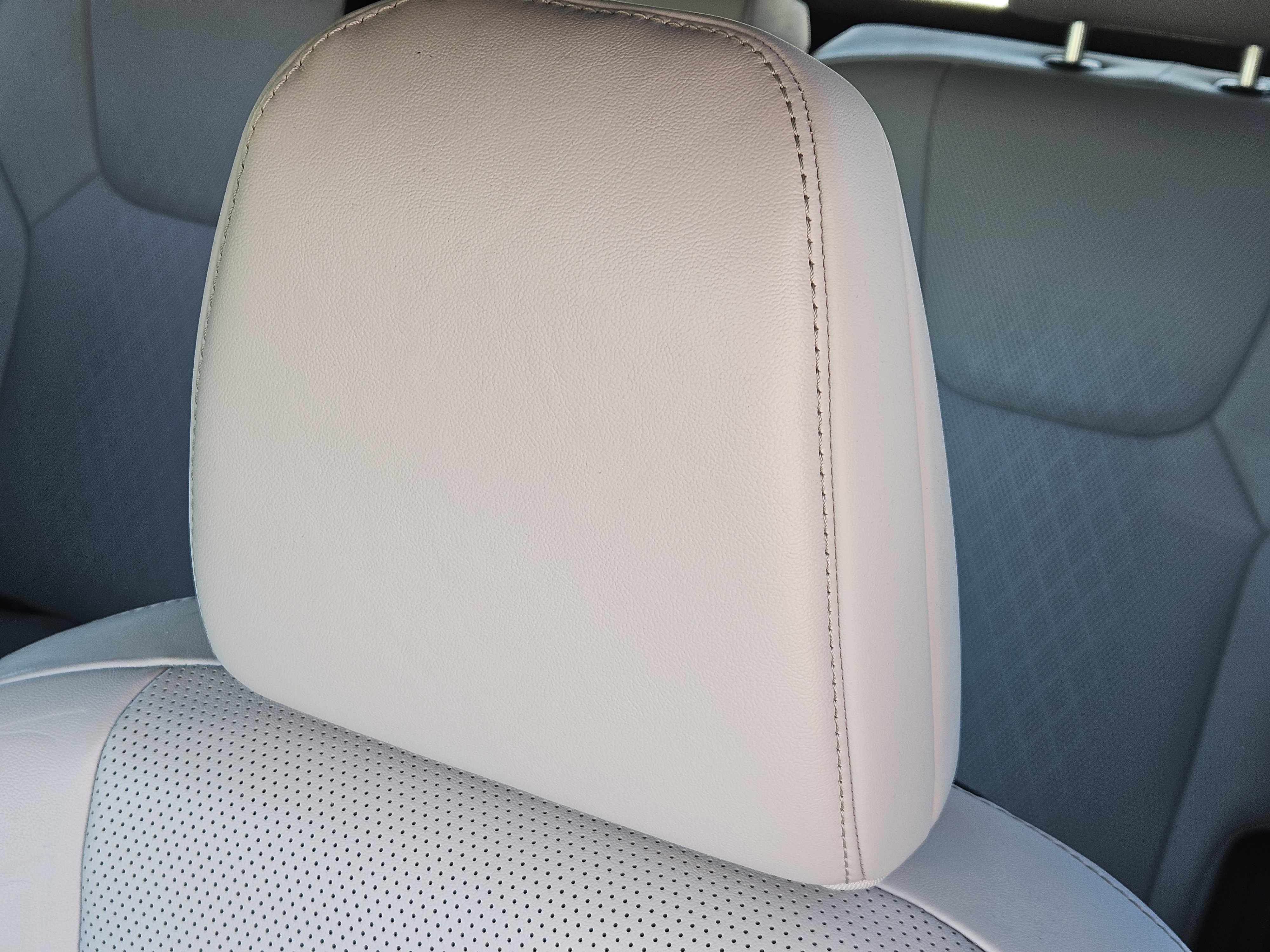 Used 2023 Lexus RX 350 FWD image 17