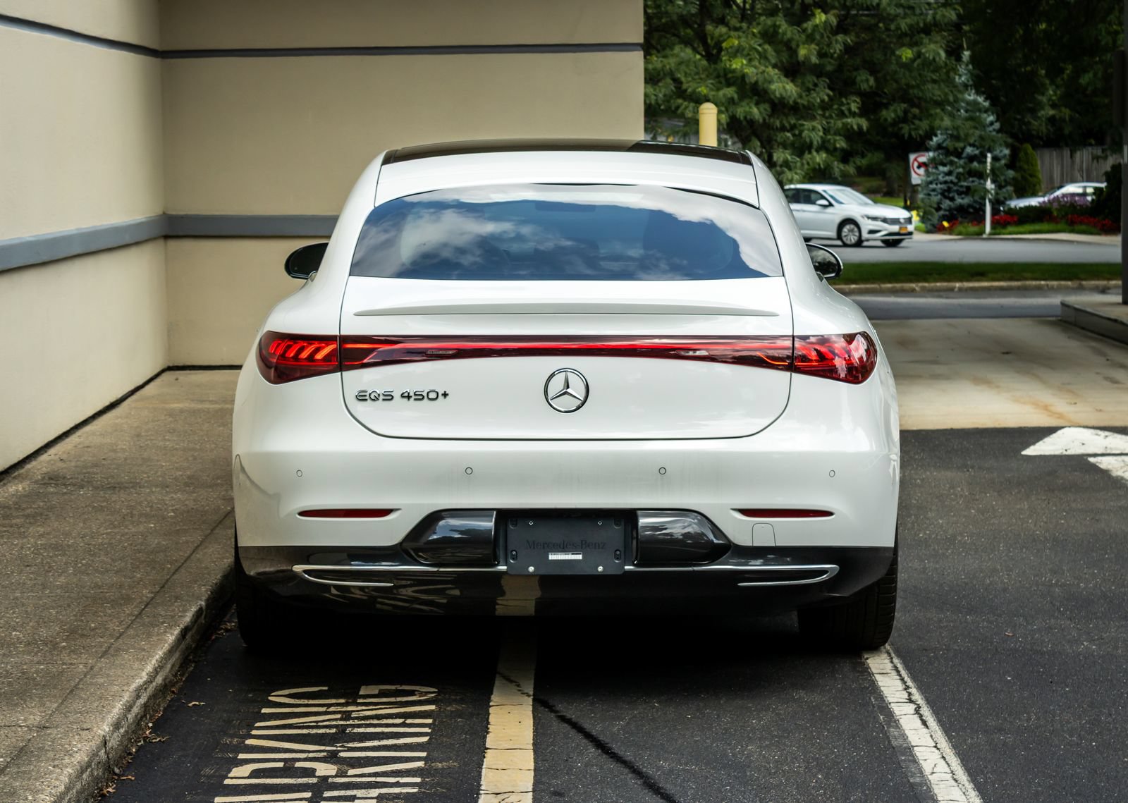 Used 2022 Mercedes-Benz EQS 450+ Sedan image 6