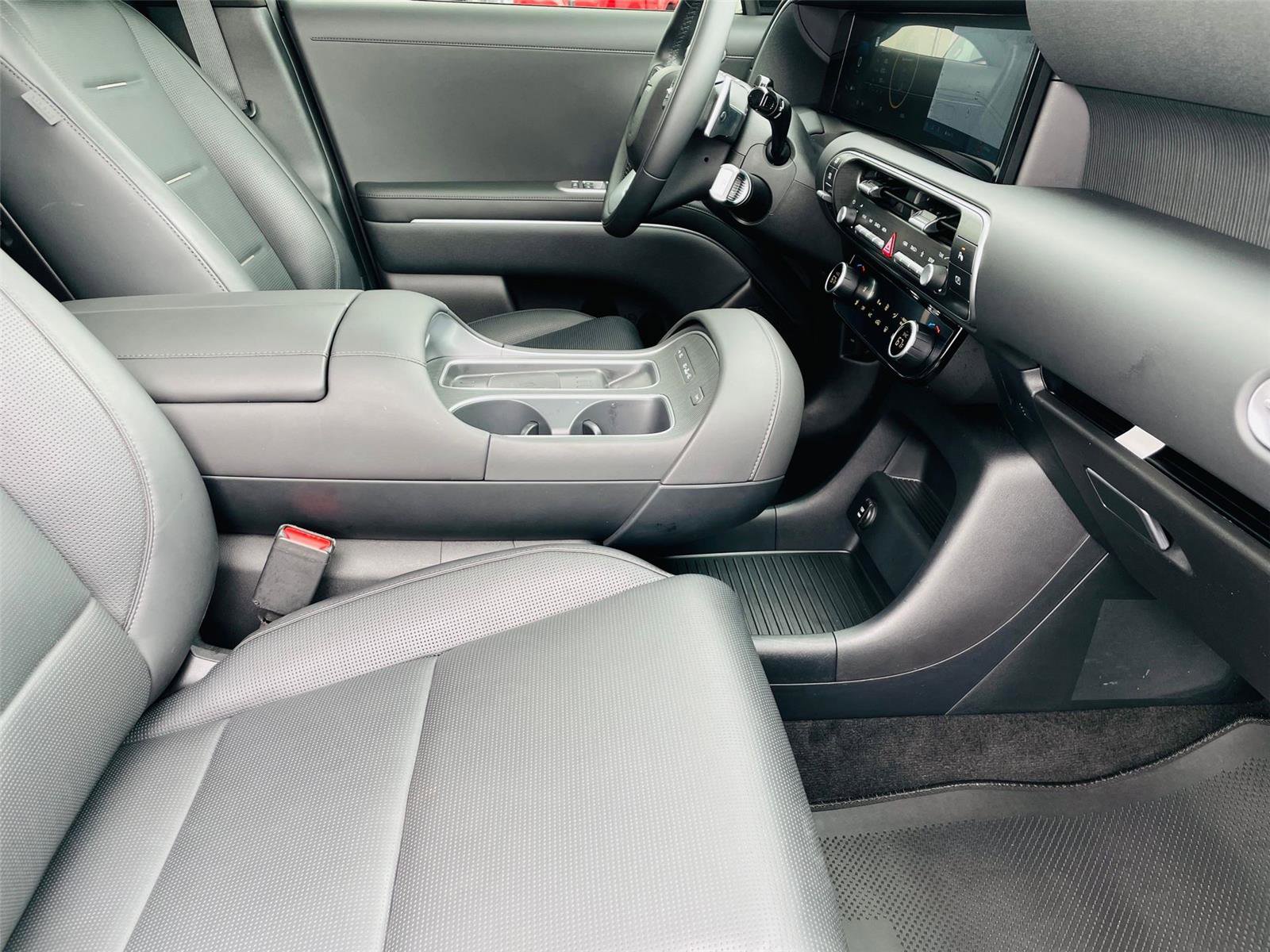 Used 2026 Hyundai Palisade Calligraphy FWD image 23