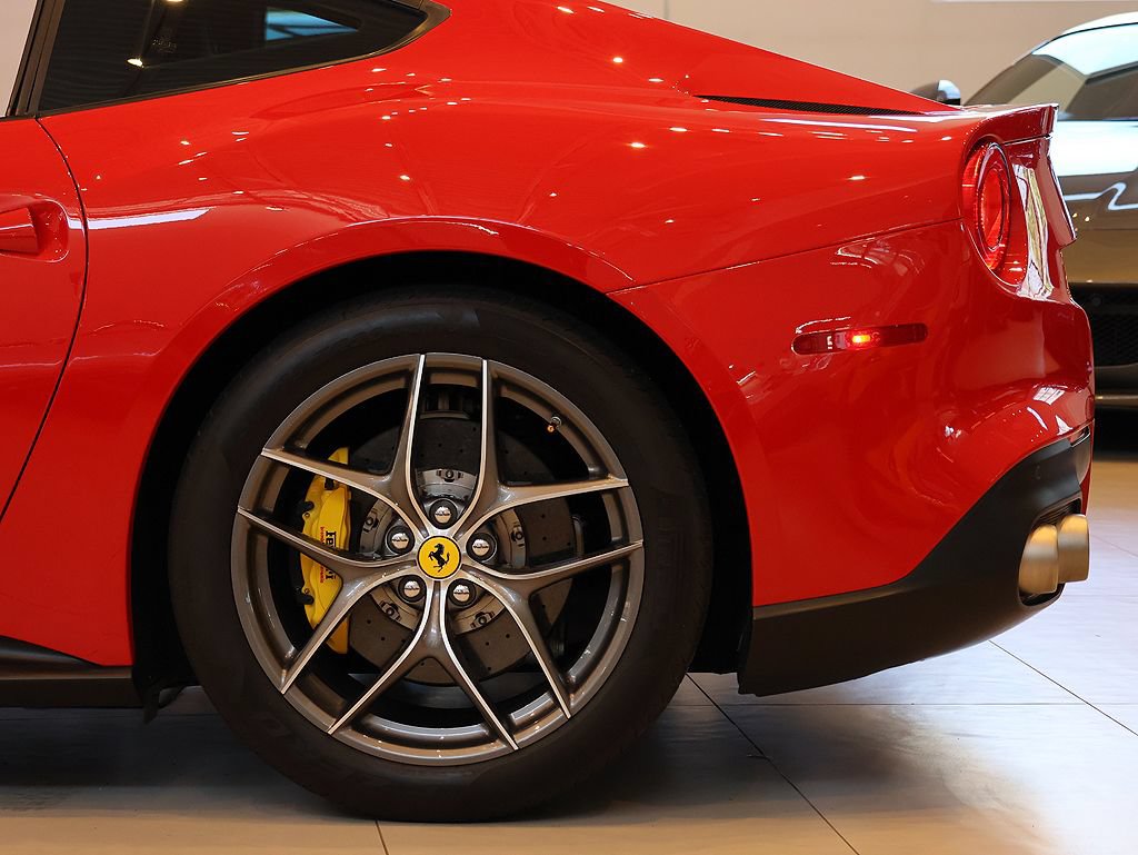 Certified 2014 Ferrari F12 Berlinetta RWD image 73
