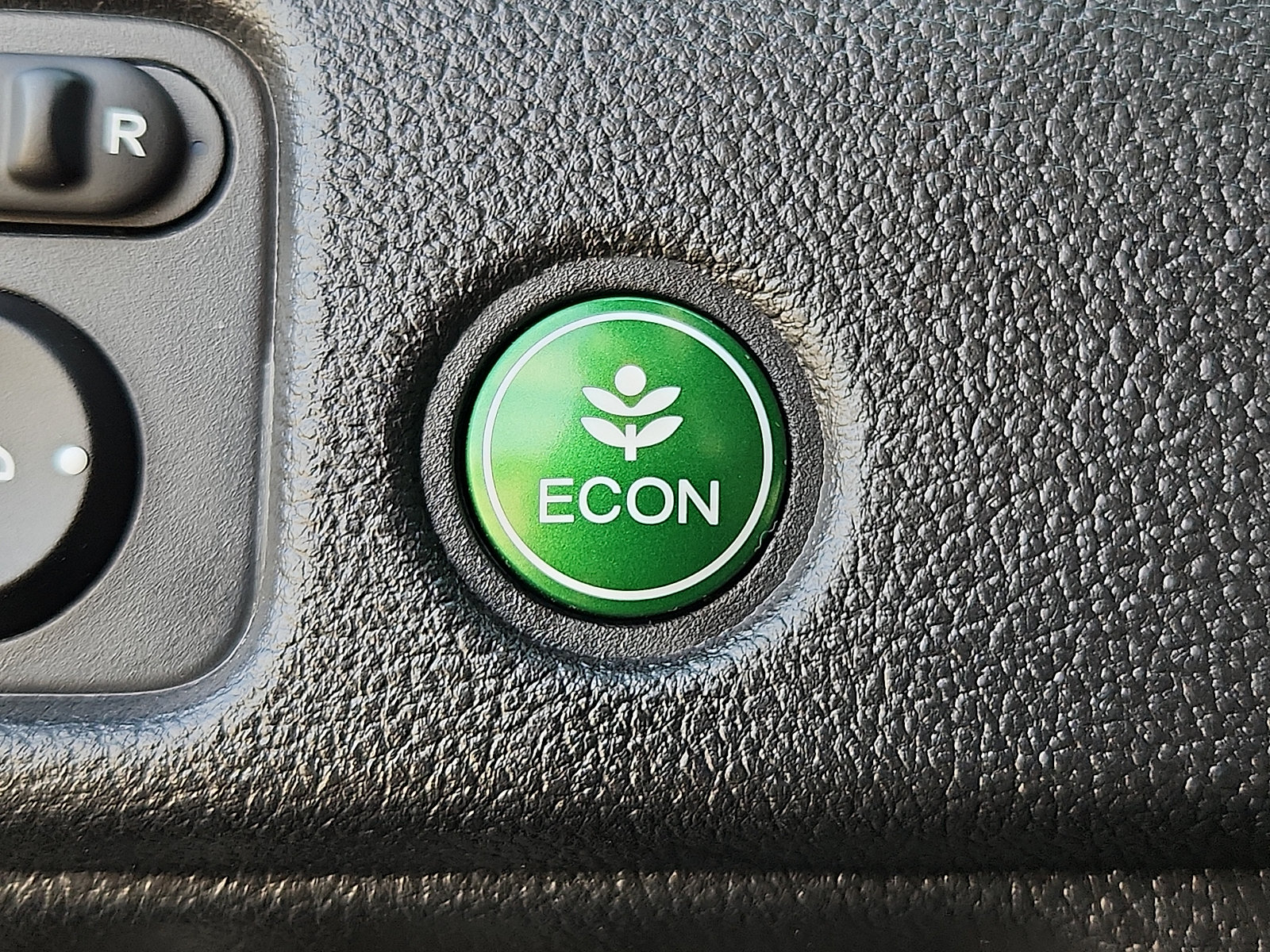 Used 2024 Honda Passport Black Edition image 28