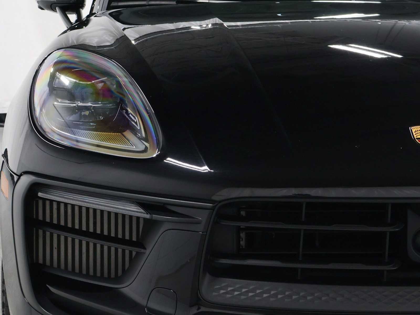 Certified 2023 Porsche Macan S AWD/4WD image 15