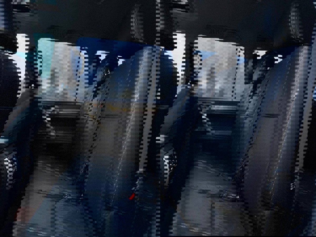 Used 2018 Lexus GX 460 Premium w/ Premium Package AWD/4WD image 22