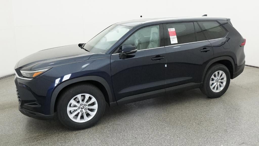 New 2026 Toyota Grand Highlander XLE FWD image 2