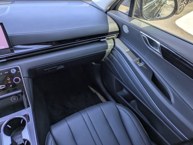 Used 2025 Genesis GV80 2.5T image 17