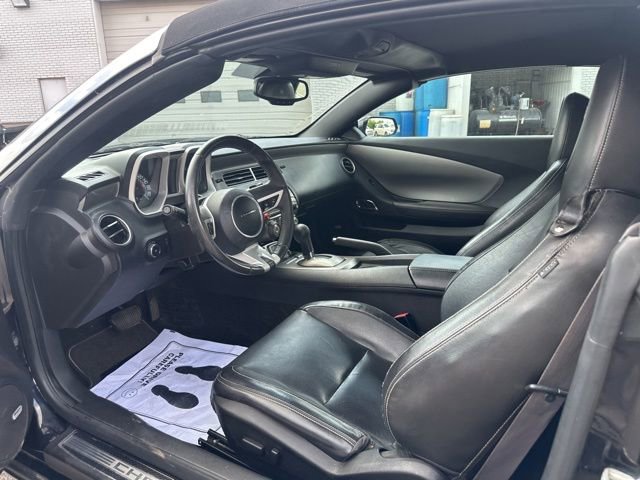 Used 2011 Chevrolet Camaro SS RWD image 21
