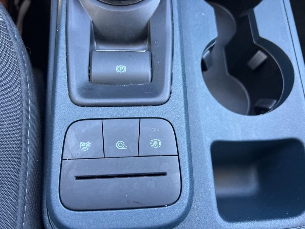 Used 2024 Ford Maverick XL image 27