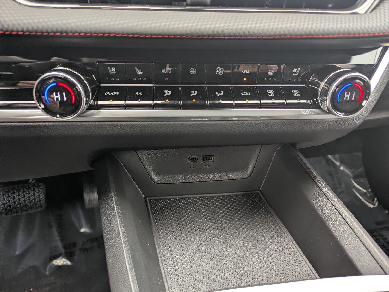 New 2026 Chevrolet Equinox RS w/ Convenience Package III image 30