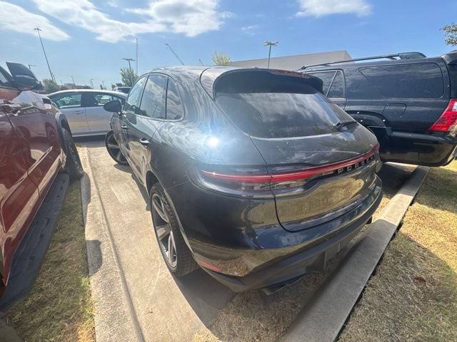 Used 2025 Porsche Macan Turbo AWD/4WD image 4