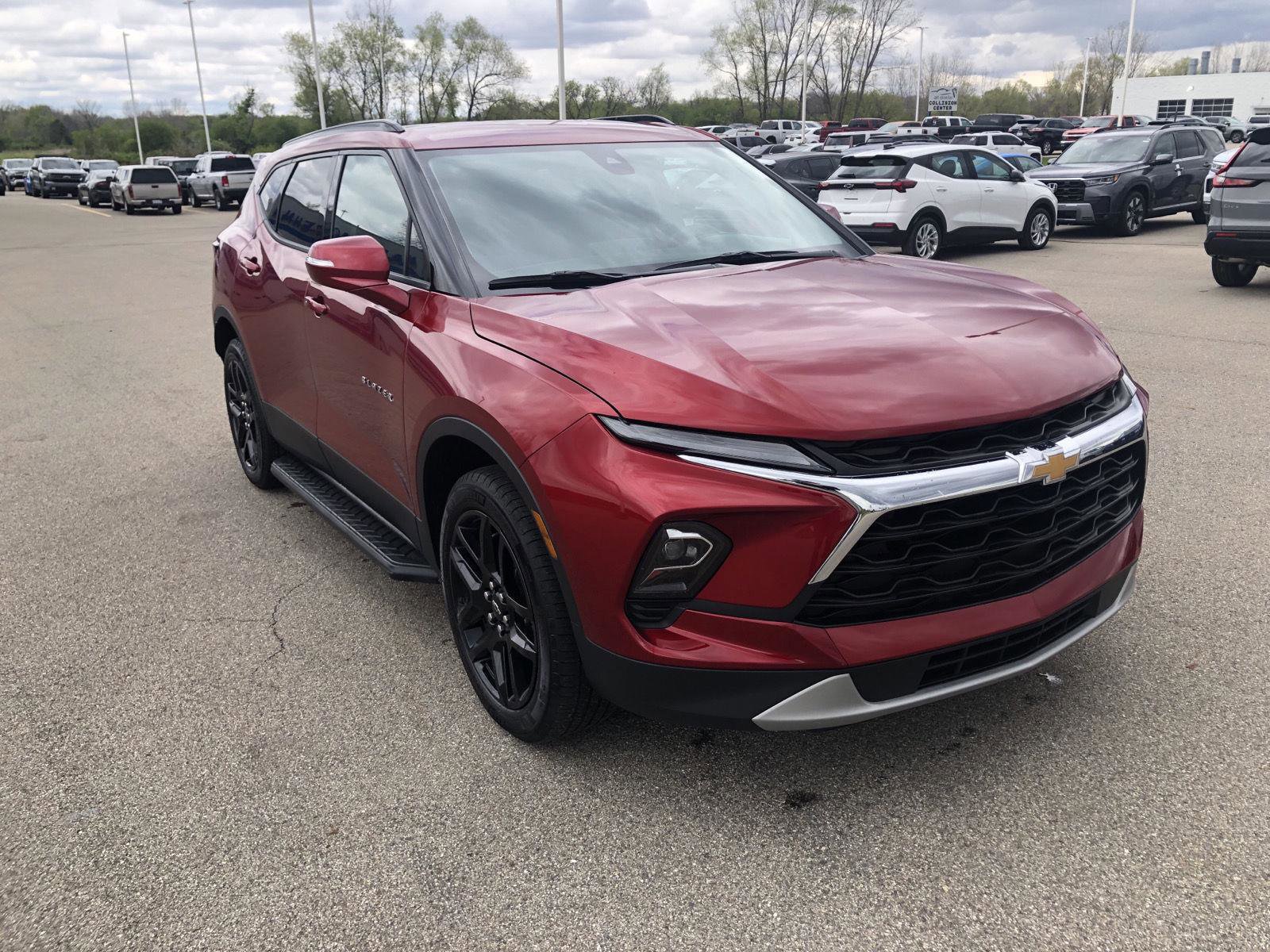 Used 2024 Chevrolet Blazer LT FWD image 8